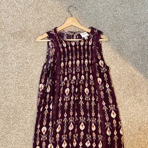 sleeveless dress